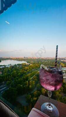 The 18th Restaurant And Lounge