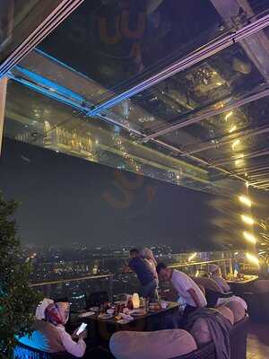 The 18th Restaurant And Lounge