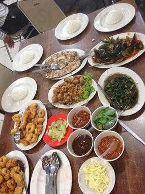 Rumah Makan Ujung Pandang