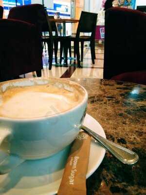 The Coffee Bean & Tea Leaf