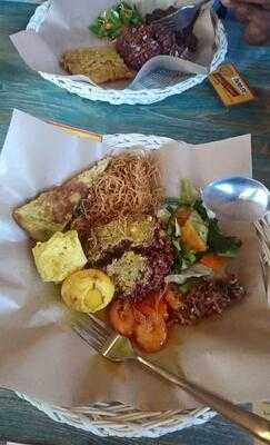 Warung Makan Campur Campur Bu Widya