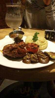 The Coffee Bean & Tea Leaf