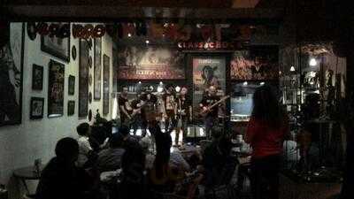 Classic Rock Cafe