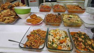 Mie Ayam & Gudeg Sanjaya