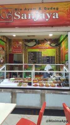 Mie Ayam & Gudeg Sanjaya