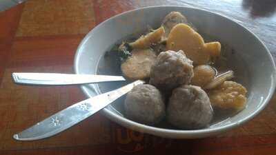 Bakso Spesial Paru Ala Pak Kintel