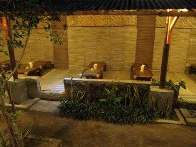 Junction Warung & Kedai