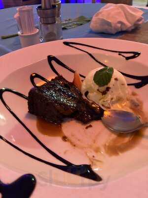 Yogi's Paradise And Grill