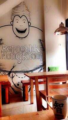 Repoeblik Nongkrong