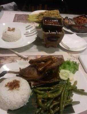 Bebek Tepi Sawah