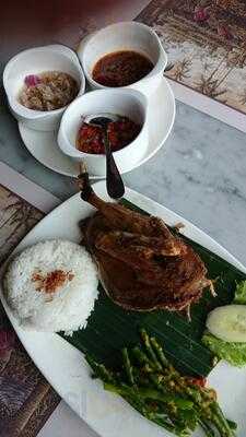 Bebek Tepi Sawah