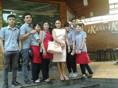 Ikana Ikana Seafood Cafe & Restaurant