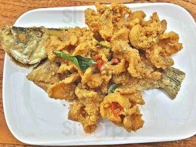 Ikana Ikana Seafood Cafe & Restaurant