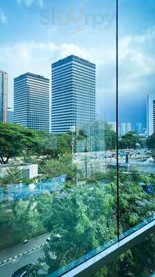 Skyloft Restaurant & Lounge