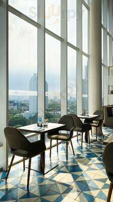Skyloft Restaurant & Lounge