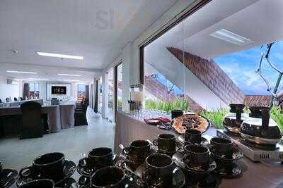 Second Street Cafe And Lounge