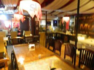 Saung Pak Raden Bule