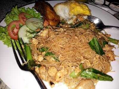 Joy's Bar & Restaurant