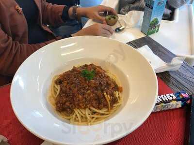 Mp's Freshmart And Resto