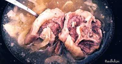 Sop Buntut Cut Meutia