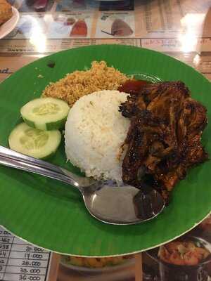 Ayam Bakar Primarasa