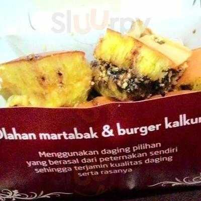 Martabak Burger Kalkun Niki