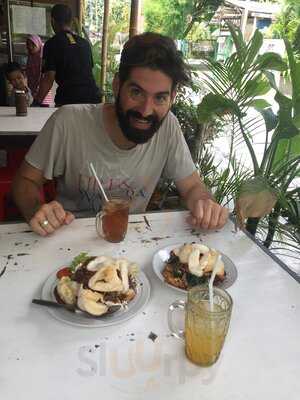 Lotek & Gado-gado Bu Ning