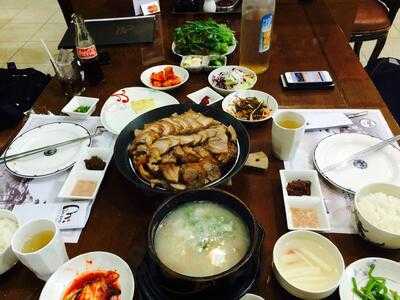 Restaurant Bumbu Satu (seorak Chueotang)