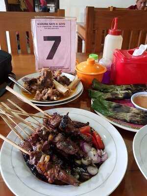 Sate Kambing Haji Giyo