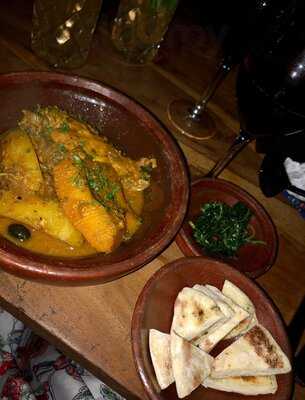 El Bazar Cafe & Restaurant