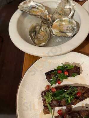 El Bazar Cafe & Restaurant