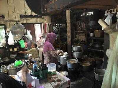Warung Brongkos Handayani