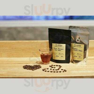 9 Cups Coffee & Roastery