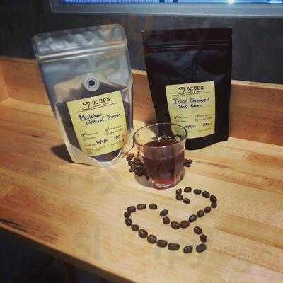 9 Cups Coffee & Roastery