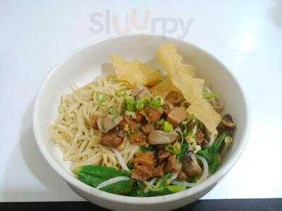 Bakmi Bangka Apin - Kelapa Gading