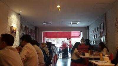 Holycow Tkp Senopati 2