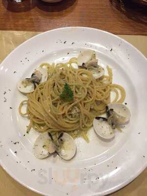 Trattoria St. Moritz