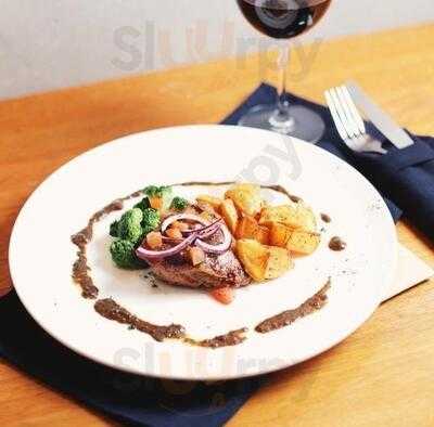 Trattoria St. Moritz