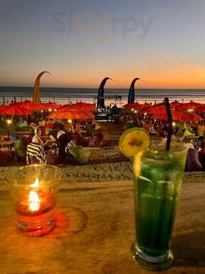 Taris Bali Bar And Restaurant
