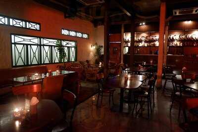 Pao Pao Liquor Bar & Dim Sum