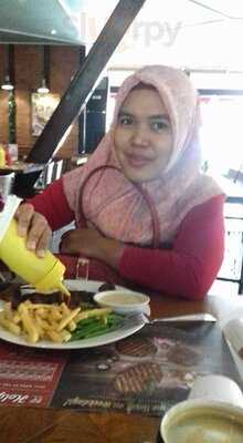 Steak Hotel By Holycow!