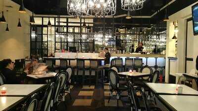 Mdl Cafe And Resto - Kota Kasablanka