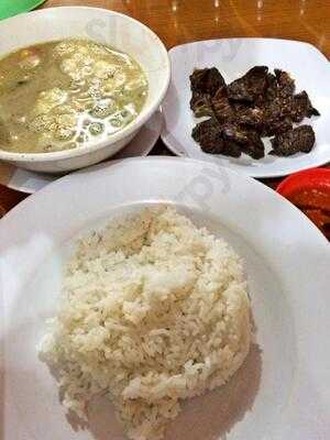 R.m. Ibu Haji Cibubur - Soto Betawi & Ayam Goreng