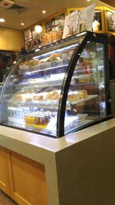 The Coffee Bean & Tea Leaf