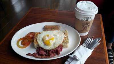 The Coffee Bean & Tea Leaf