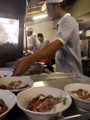 Bakso Soun Dan Mie Ayam Lodaya 65