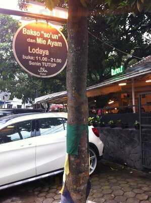 Bakso Soun Dan Mie Ayam Lodaya 65