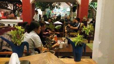 Kongkalikong Dine And Coffee House