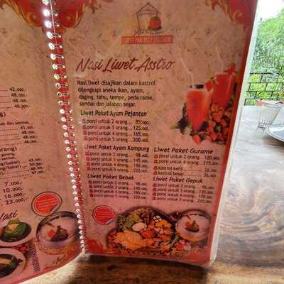 Liwet Pak Asep Stroberi