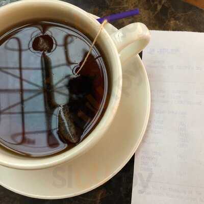 The Coffee Bean & Tea Leaf